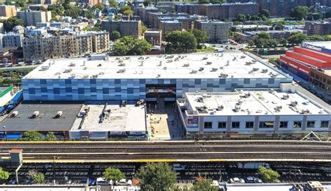 Broadway Plaza, Bronx, NY 10463 | Crexi.com