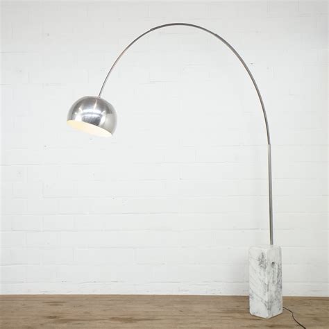 1st edition Flos Arco floor lamp by Achille & Pier Giacomo Castiglioni ...