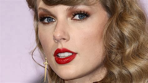 Image result for Taylor Swift Rep Look