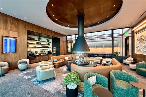 UMVA - Inside Amex's newest and nicest Centurion Lounge yet