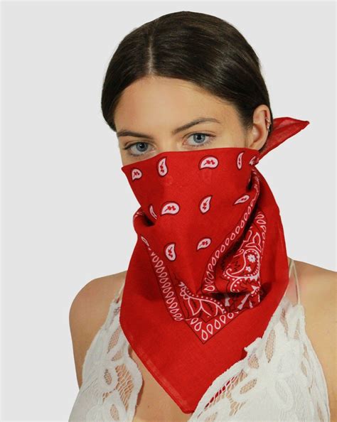 Red Bandana Around Neck - How to Wear a Bandana - AUORN