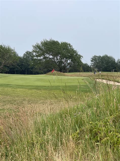 Marine Park Golf Course – Green Fees, Yardage, Course Info