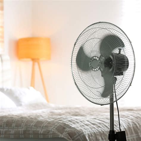Voir les détails de l’image associée. Dormir avec un ventilateur allumé : bonne ou mauvaise idée