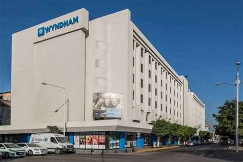WYNDHAM EXECUTIVO CULIACAN - Hotel Reviews, Photos, Rate Comparison ...
