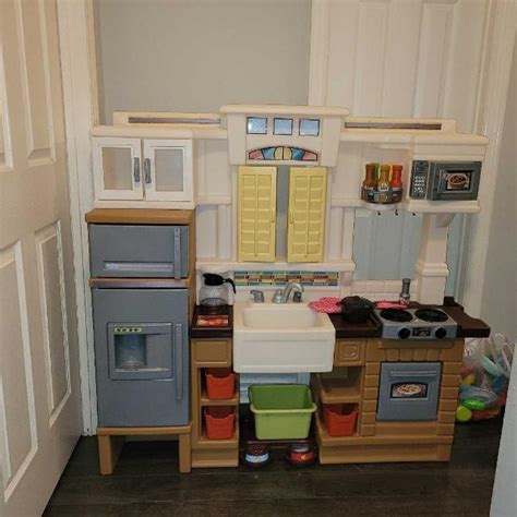 Step 2 Kitchen Set 的图像结果