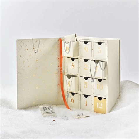 Pandora Advent Calendar : 12 Days Of Luxury Jewellery