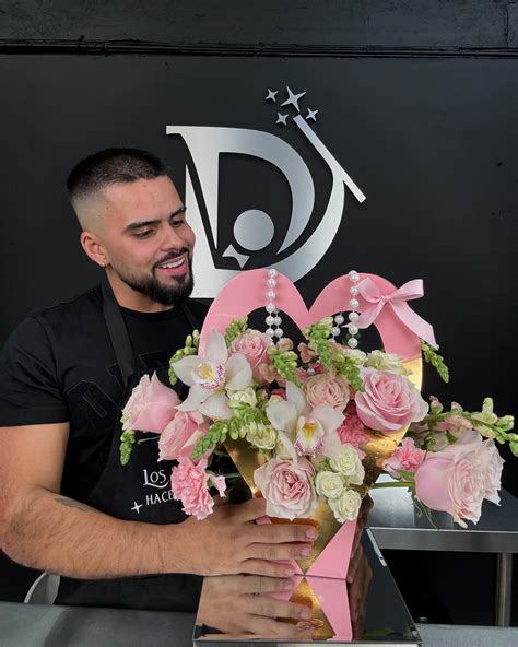 Daniel zambrano 🎄El rey de la navidad | ¡Transforma tu árbol sin gastar! 🎄 ¿Quieres un árbol más ...