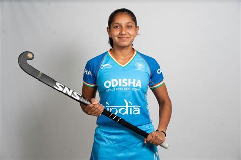 Hockey in India 的图像结果