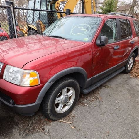 replace alternator 2006 ford explorer