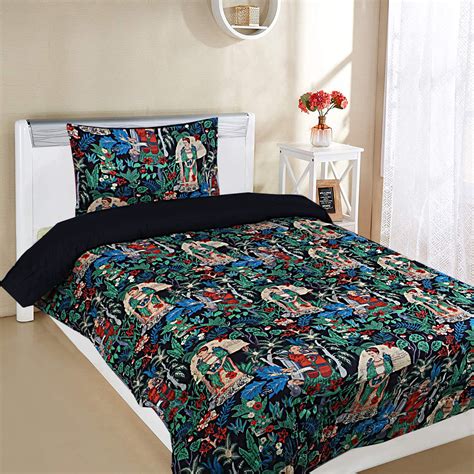 200 GSM Cotton Quilt Frida Kahlo Black with pillow covers – The Teal Thread