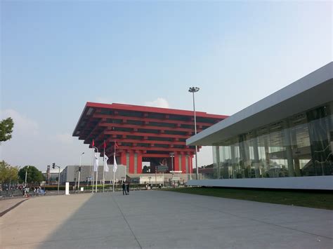 黄浦江畔的上海世博博物馆,高清图片,电脑桌面-壁纸族
