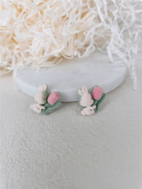 Cartoon Rabbit & Flower Stud Earrings | SHEIN USA