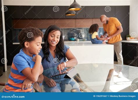 How African Parents Help with Homework 的图像结果