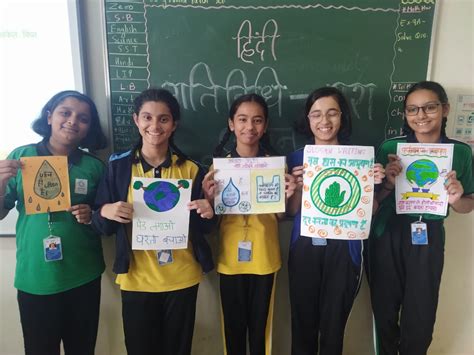 Grade VI Hindi Naara Lekhan Activity