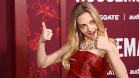 Sydney Sweeney, Amanda Seyfried turn heads at The Housemaid premiere in ...