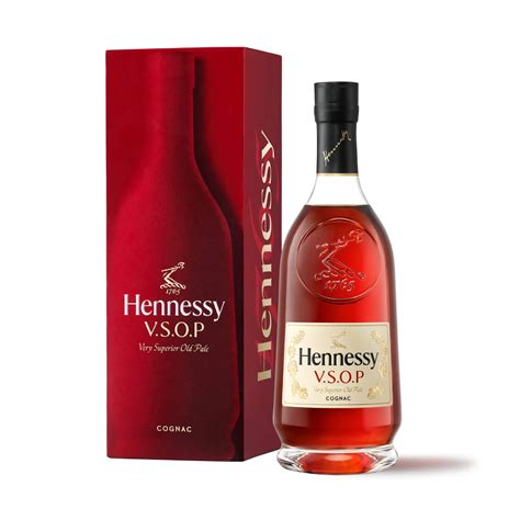 The All-New Hennessy V.S.O.P. Is Here, and It's Stunning - Luxuori