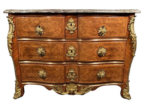 Commode galbée en arbalète, François Lieutaud vers 1720 - XVIIIe siècle ...