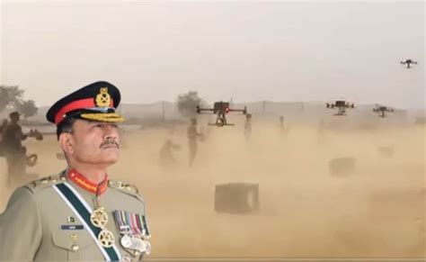 उड़ाया ड्रोन, जवानों में भरा जोश, बॉर्डर के पास लाहौर क्यों पहुंचे ...