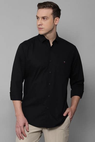 Buy Men Black Slim Fit Solid Full Sleeves Casual Shirt Online - 913670 ...