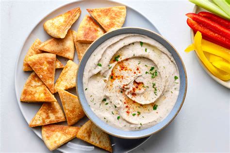 Vegan White Bean Hummus Dip Recipe (Gluten-Free)