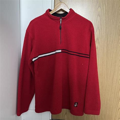 Tommy Hilfiger Men's Red Jumper | Depop