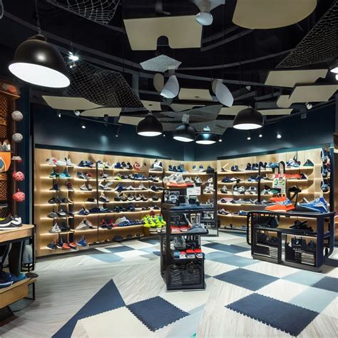 Sports Shop Cartoon 的图像结果