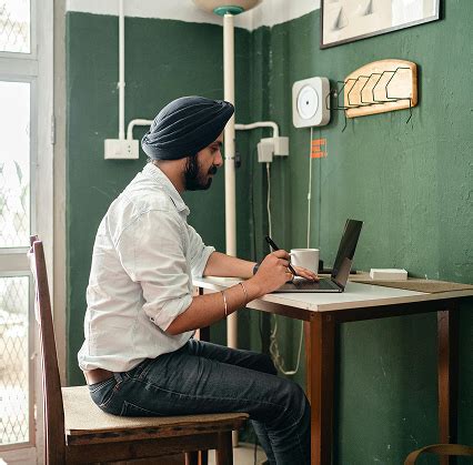 Uspeak: Online Therapy & Emotional Support in India | 1-on-1 Counselling