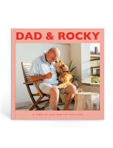 Best Moments: A Family Keepsake Book