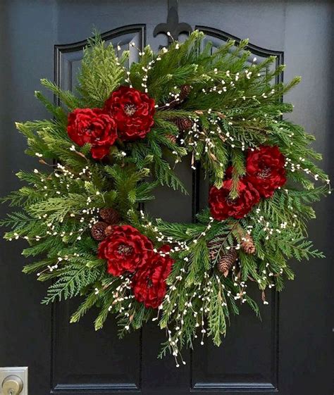 How To Decorate Outdoor Christmas Wreaths at Mike Fahey blog