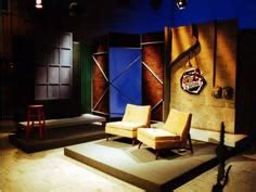 Interview Set Design 的图像结果