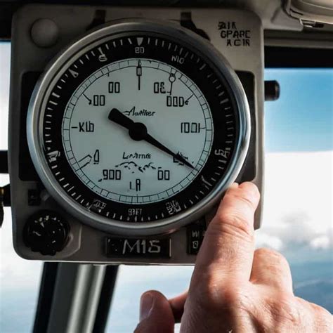 How to Set Altimeter 的图像结果