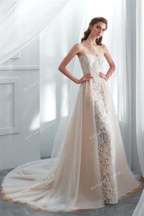 Wedding dress with detachable overskirt 60 photos - Astyledwedding.com