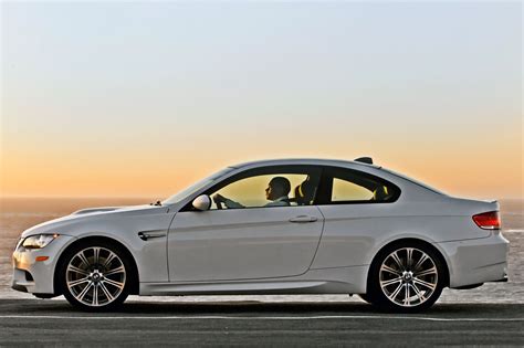 2013 BMW M3 VINs, Configurations, MSRP & Specs - AutoDetective