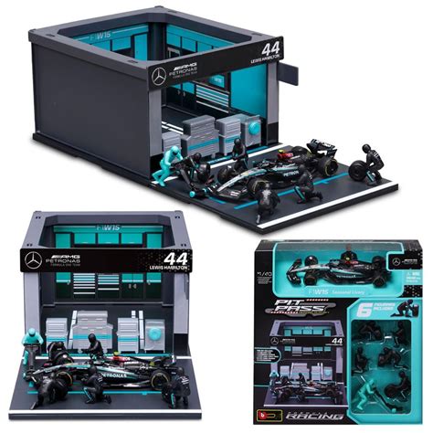 1 43 F1 Team W15 2024 44 Lewis Hamilton 63 | Desertcart INDIA