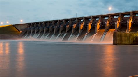 How do hydroelectric dams work? | Arrow.com