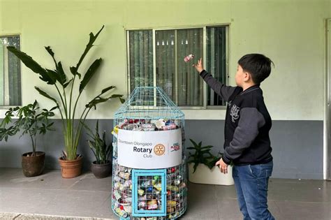 Coleta de lixo em escolas nas Filipinas - EndPlasticSoup