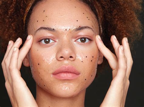Why Tretinoin Is Considered the "Gold Standard" for Acne—and the Results To Expect