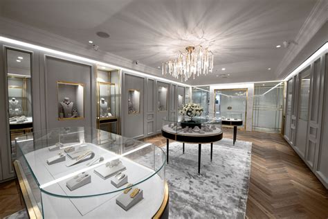 Step inside Renu Oberoi’s flagship store in Mumbai | Vogue India