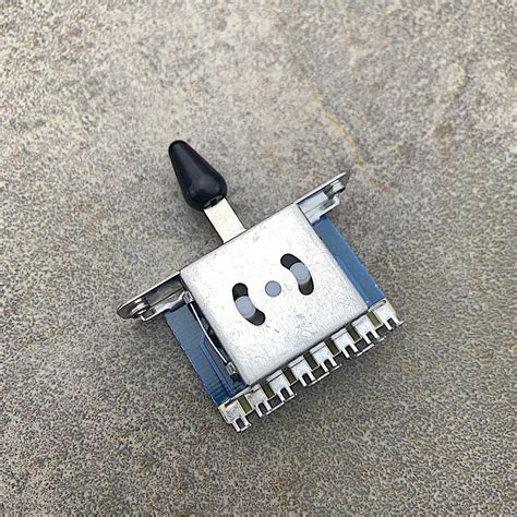 3-way switch for electric guitars - GP-SW3B : Amazon.in: Musical ...