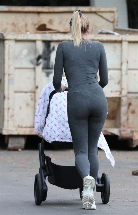 Sophie Turner Model Butt