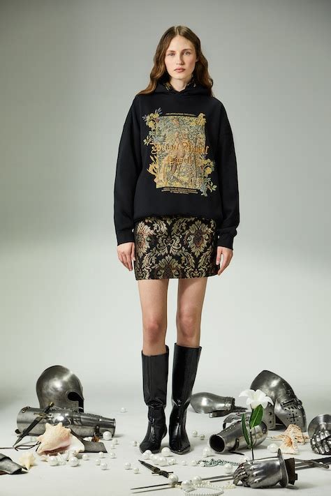 Ubrania damskie - MEDICINE