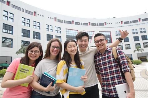 我校举行2021届留学生研究生毕业典礼-西南医科大学新闻网