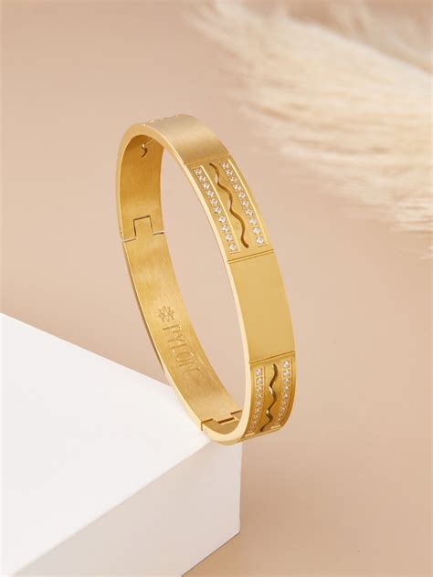 The Imperial Cuff in gold – Pylon - Crafted with ️