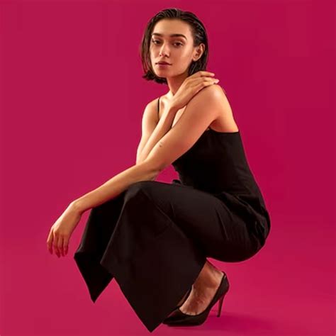 Fashion Designing v/s Modelling Career: Which Path is Right in 2026?