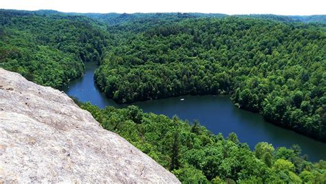 Mill Creek Lake overlook : r/RedRiverGorge