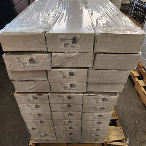 Phoenix NEW Home Decorators Collection Brookstone Oak 12 mm T x 8 in. W ...