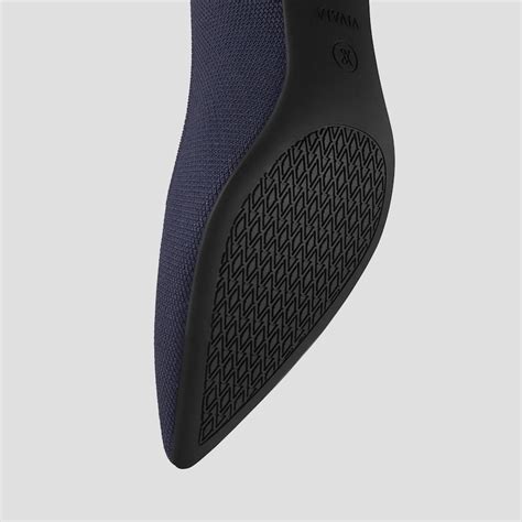 Scarlett Pointed-Toe Kitten Heels in NAVY | VIVAIA