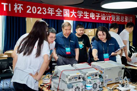 2019年全国青少年电子信息智能创新大赛（重庆赛区）选拔赛在我校举行 - 综合新闻 - 重庆大学新闻网