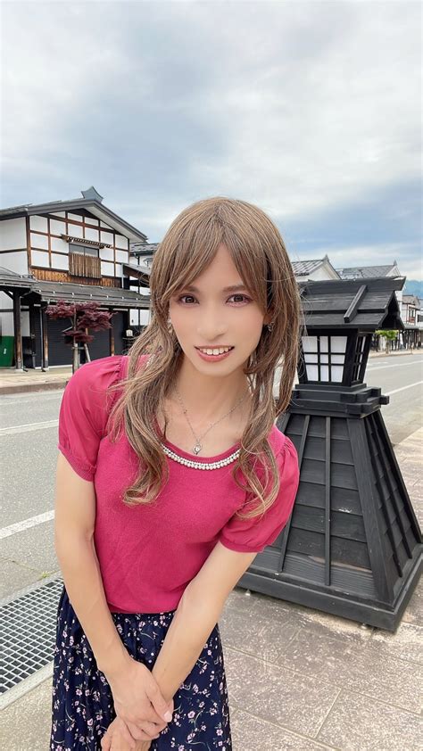 Sara_ ︎ 𝕔𝕣𝕠𝕤𝕤𝕕𝕣𝕖𝕤𝕤𝕖𝕣 | Love is Like peach soda🥤🍑?😳 ︎ Wanna try to fall in love with me?🙈💕 ...