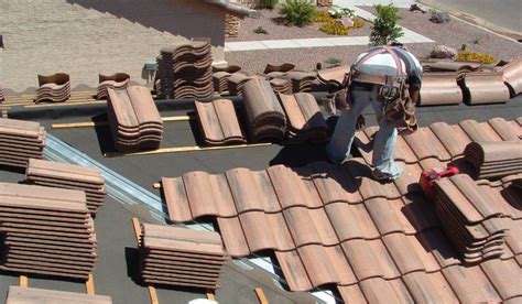 Tile Roof Installation 的图像结果